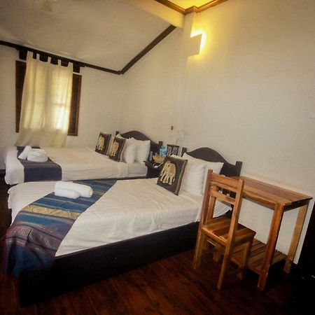 Pakam Guesthouse ルアンパバーン エクステリア 写真